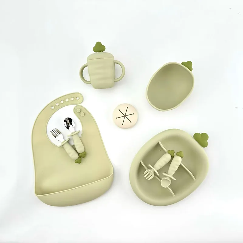 Carrot Shaped Silicone Baby Feeding Set