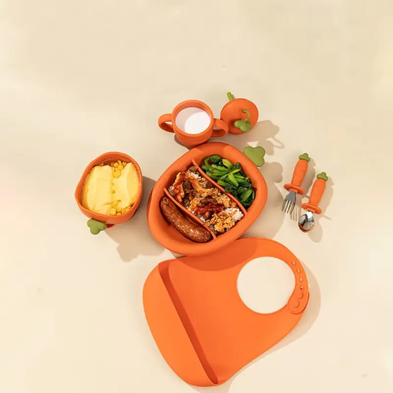 Carrot Shaped Silicone Baby Feeding Set