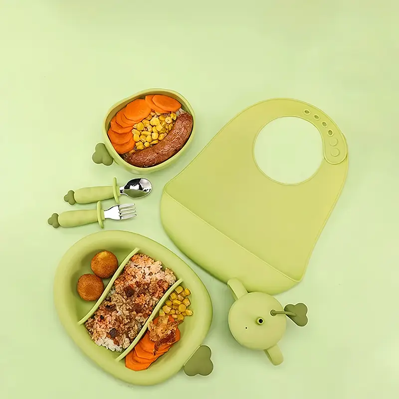 Carrot Shaped Silicone Baby Feeding Set