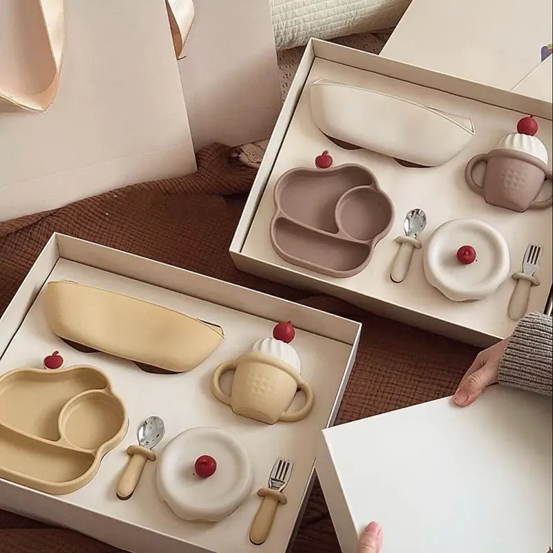 Ice Cream Shaped Silicone Baby Feeding Set