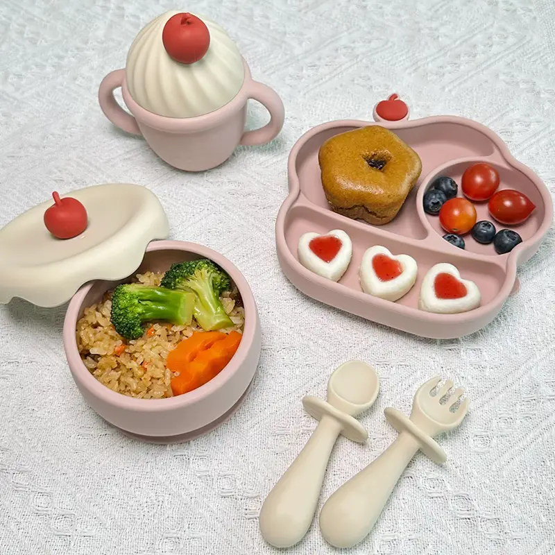 Ice Cream Shaped Silicone Baby Feeding Set